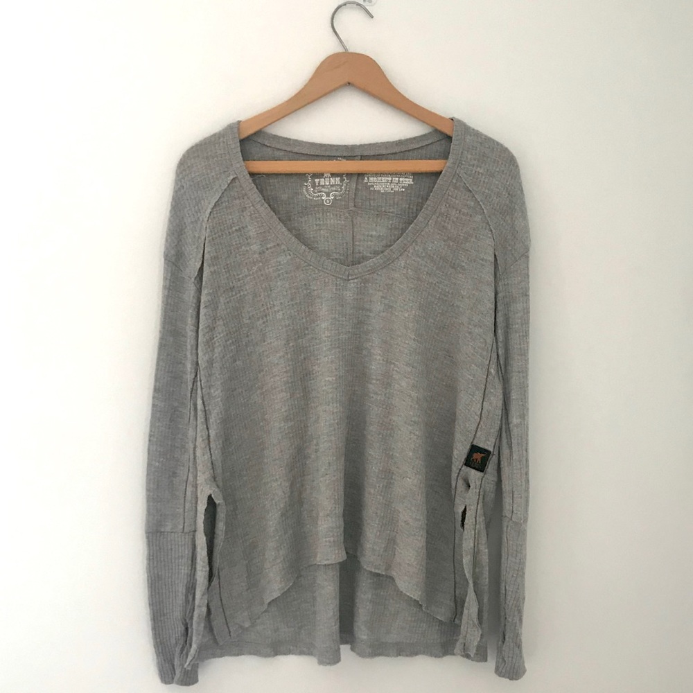 Trunk Ltd V-neck Thermal